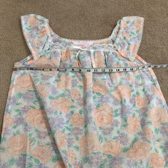 Carriage Court Vintage Floral Lace Nightgown and Coat Set Small - Picture 14 of 14